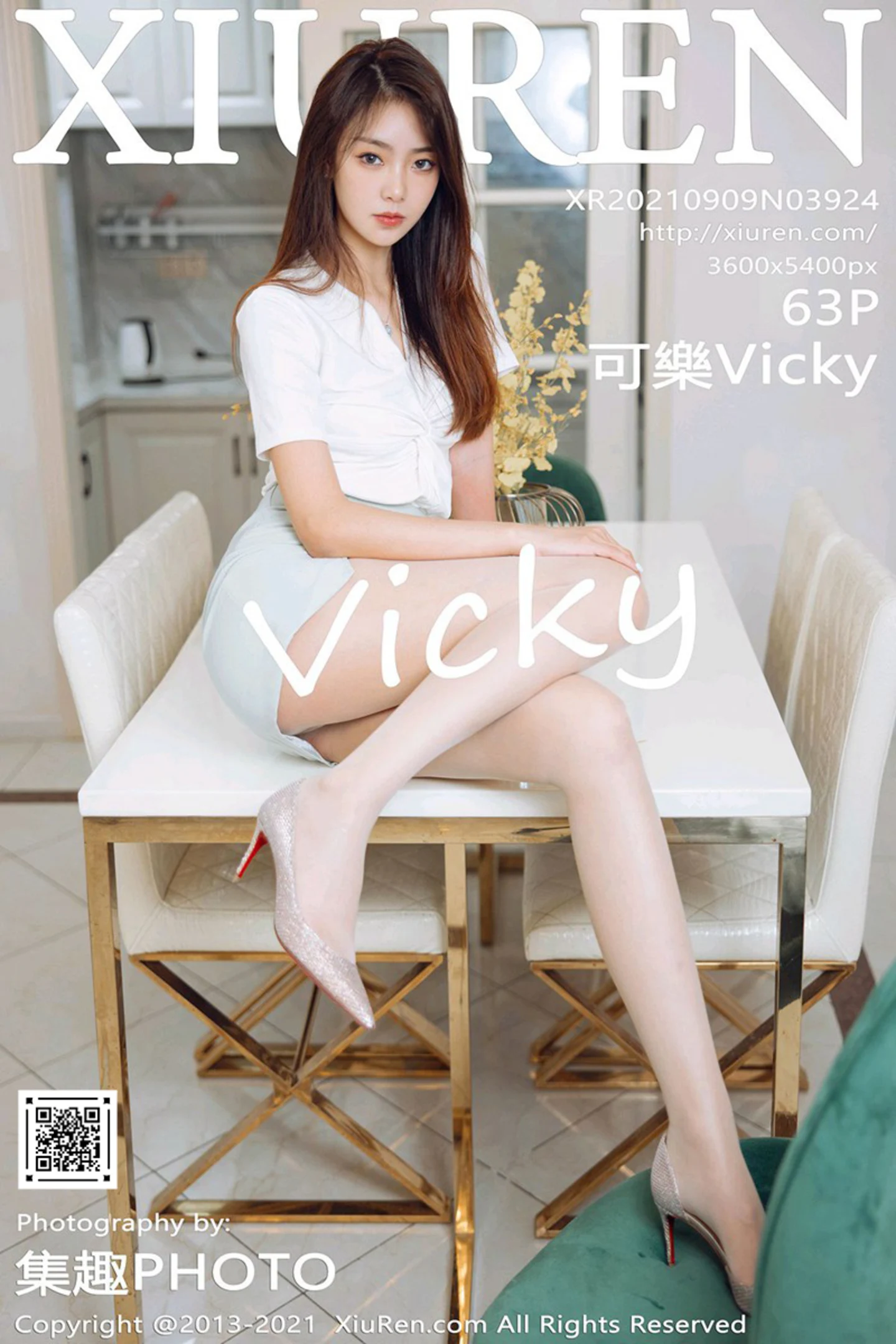 [XiuRen秀人网]VOL.3924 模特可樂Vicky淡雅都市OL主题私房超薄肉丝裤袜秀美腿诱惑写真63P-秀人网官方网站